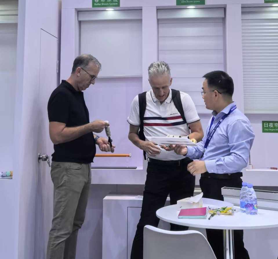Dosron makes its debut at R+T Asia, receiving praise for its Cordless-Motorized 2in1 Tubular Motor